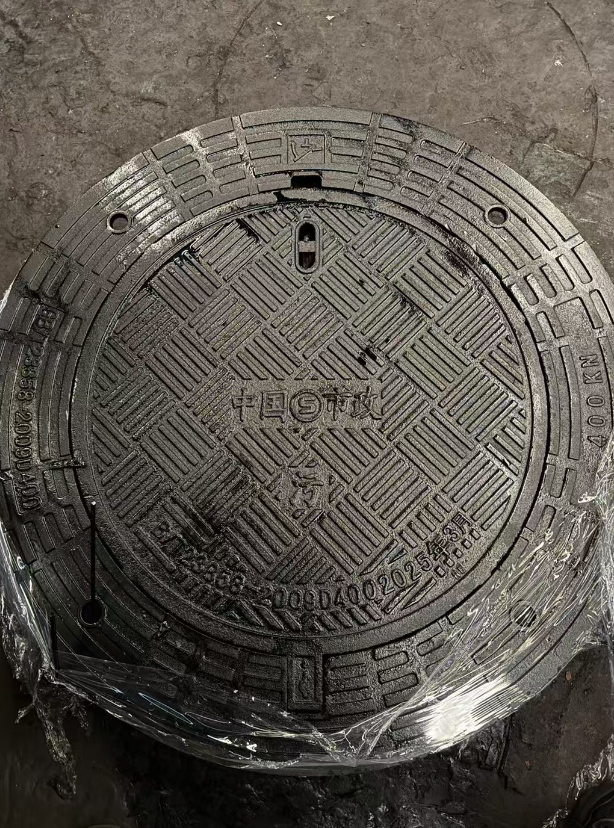 禹王台球墨铸铁防沉降井盖展示